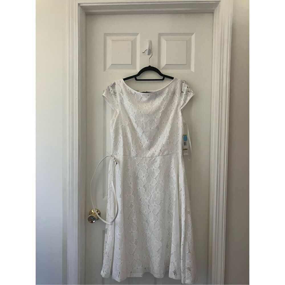 Black Label by Evan-Picone white Lace Dress size 14 New
